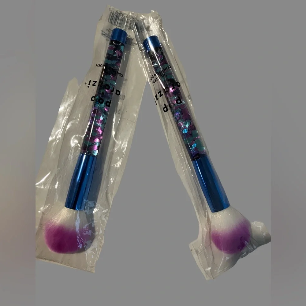 2 Pop Arazzi Glitter Contour Brushes TWO NEW IN PACKAGE